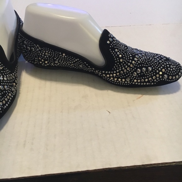 🚫❌ SOLD NWOB Vaneli Shoes Slip On Crystal - Picture 3 of 8